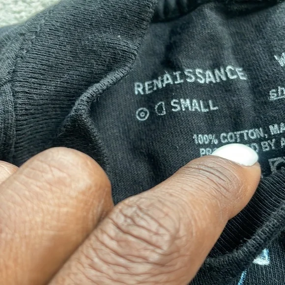 - BEEHIVE OFFICIAL MERCH TSHIRT FROM THE WORLD TOUR *NEW* - Picture 8 of 10